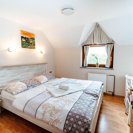 Zelena Oaza - B&B Miklavz pri Ormozu Esterno foto