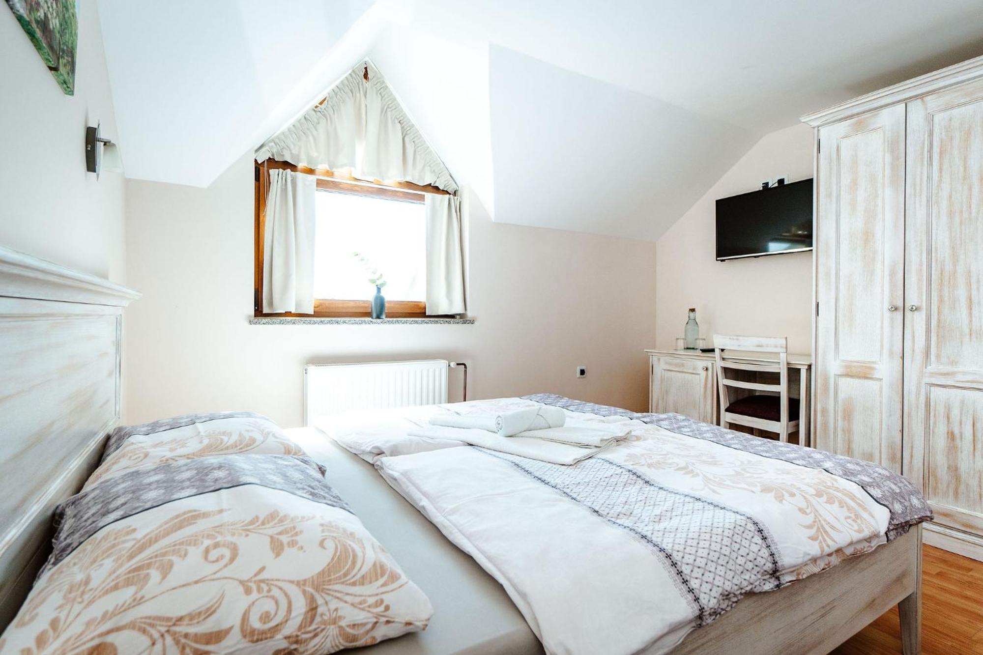 Zelena Oaza - B&B Miklavz pri Ormozu Esterno foto