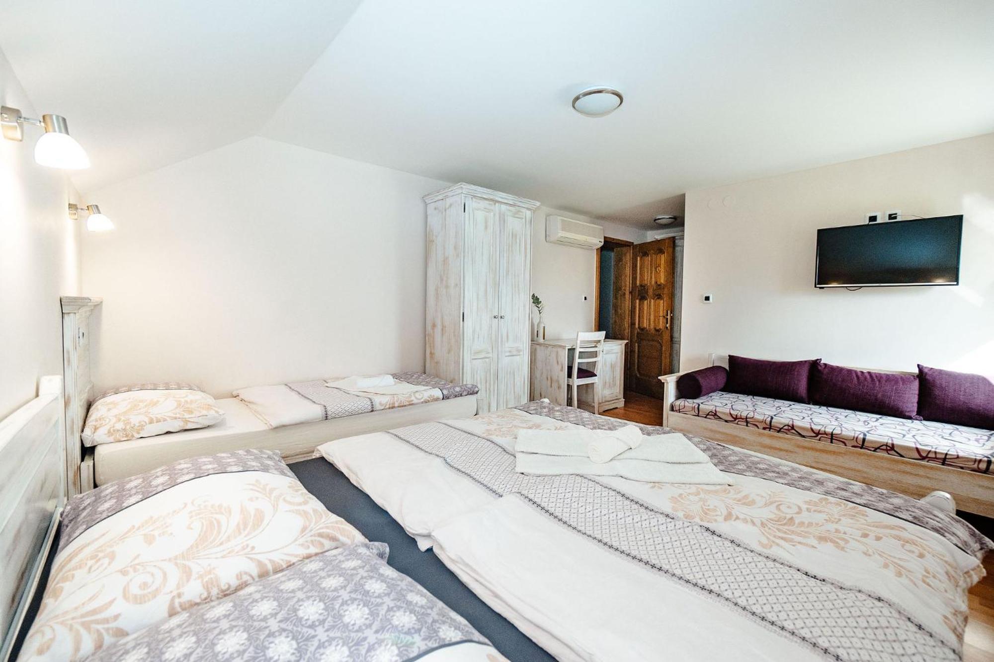 Zelena Oaza - B&B Miklavz pri Ormozu Esterno foto